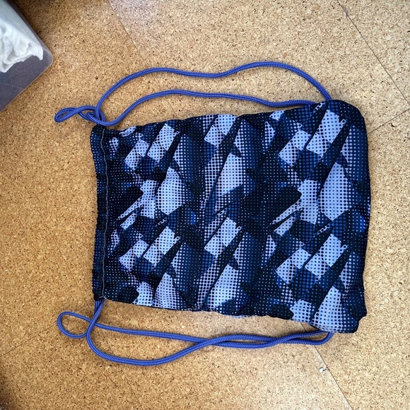 Nike Drawstring Backpack - Picture 2 of 3